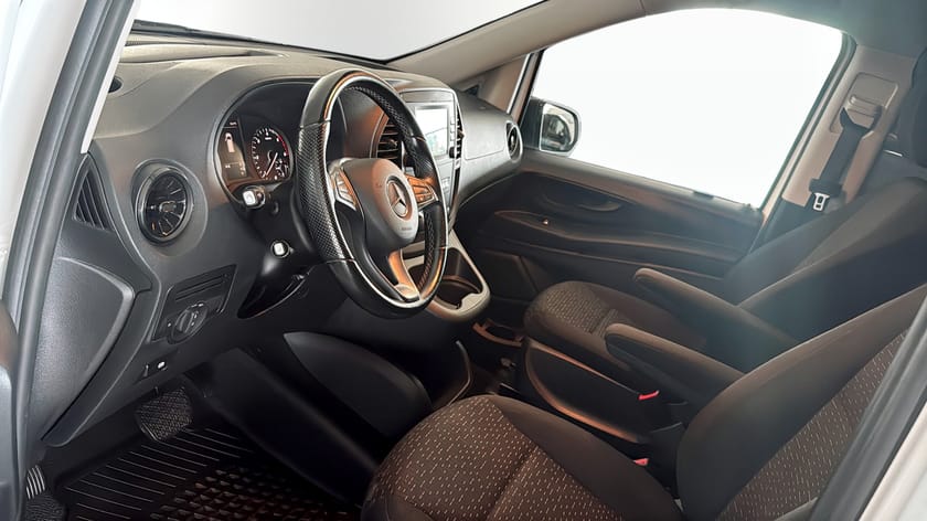 Bild 5 av Mercedes-Benz Vito 116 CDI 3.0t SKÅP EXTRA LÅNG STAR | Vinterhjul