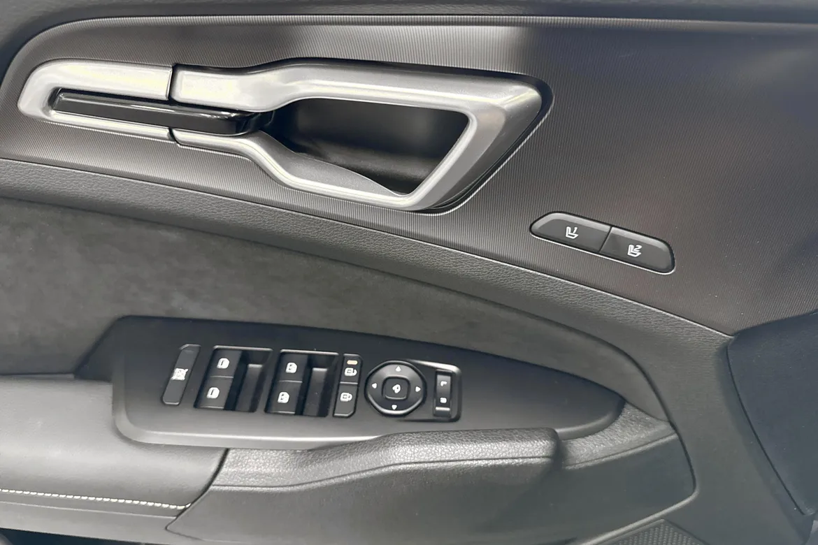 picture of a car