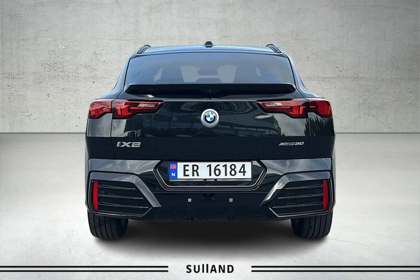 Bilde 4 av BMW iX2 xDrive30