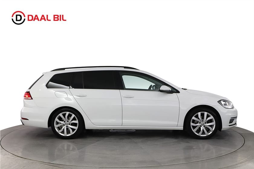 Bild 5 av Volkswagen Golf Sportscombi SC 1.5 TSI 150HK DRAG P-VÄRM P-SENS APP-CONNECT