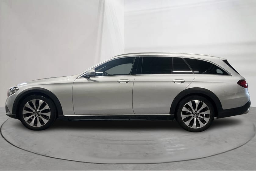 Bild 2 av Mercedes-Benz E 220 d 4MATIC All-Terrain
