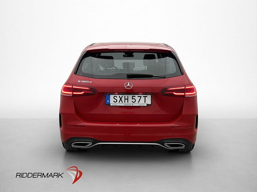 Bild 5 av Mercedes-Benz B 180 d AMG Kamera Wide Sportstolar Skinn