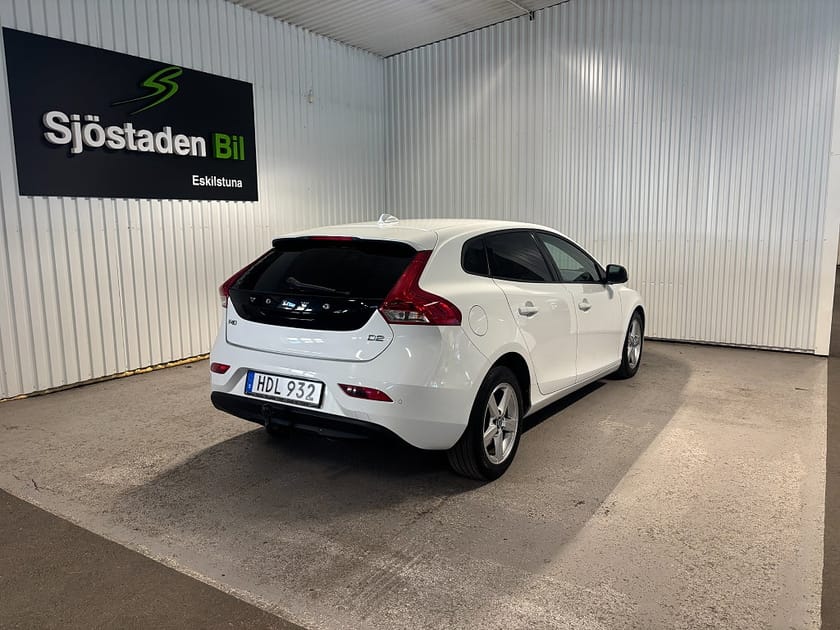 Bild 4 av Volvo V40 D2 Geartronic Your Kinetic Drag/Bluetooth/Extra ljus