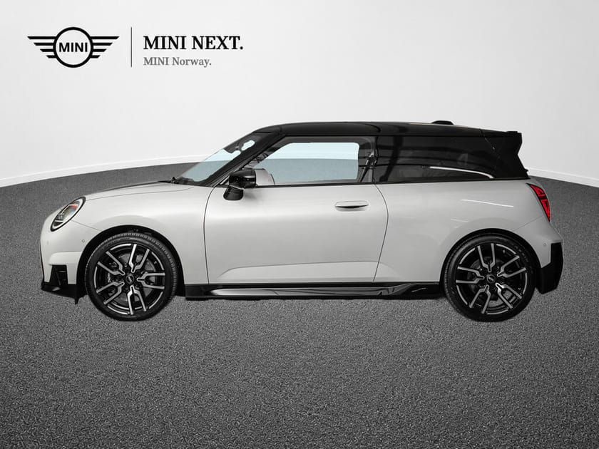 Bilde 3 av MINI Cooper SE JCW Trim Package XL + V-hjul