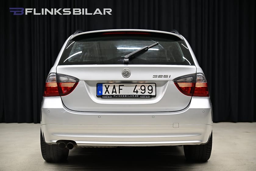 Bild 5 av BMW 325i Touring 218HK Farthållare|Kamkedja