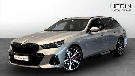 BMW 530e xDrive Touring M Sport PRO Business Edition Drag,Rattvärme,360 kamera