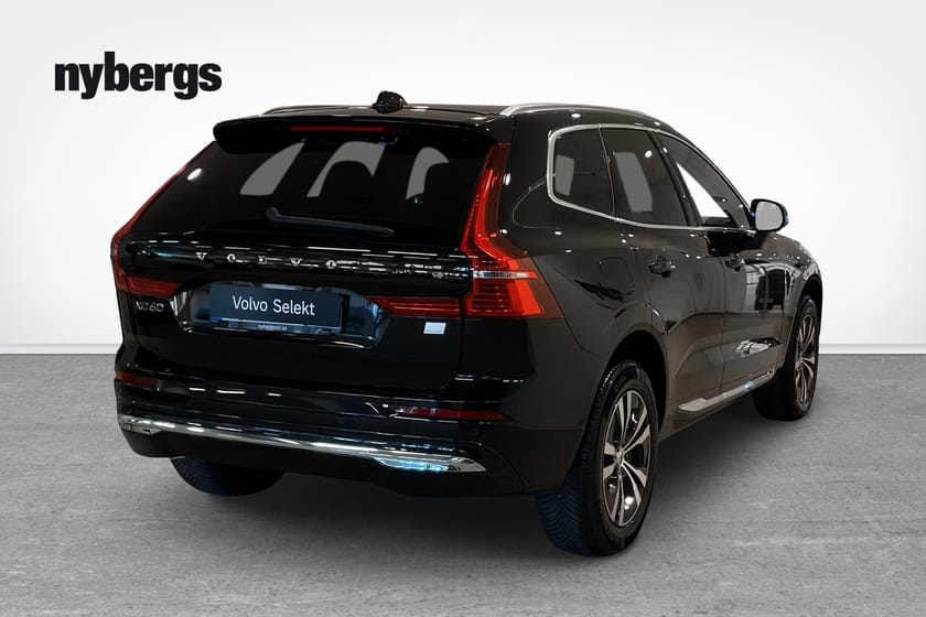 Bild 4 av Volvo XC60 Recharge T6 Core Edition, dragkrok, rattvärme, panoramatak