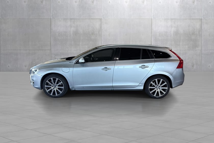 Bilde 2 av Volvo V60 Summum, AWD, Plug-in Diesel D5