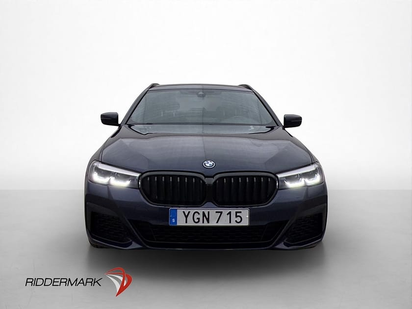 Bild 2 av BMW 530e xDrive Touring 292hk M Sport Skinn Kamera Drag HiFi Navi