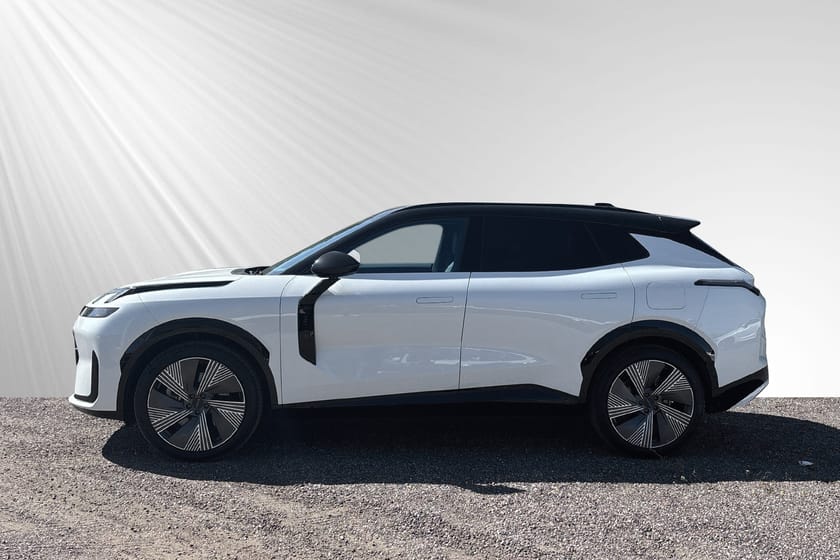 Bild 2 av Lynk & Co 08 PHEV Core