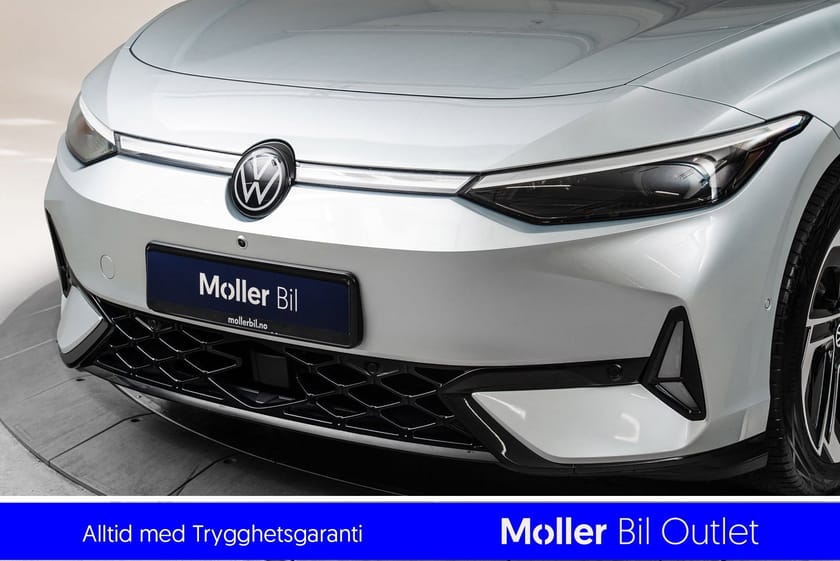 Bilde 2 av Volkswagen ID.7 GTX Tourer