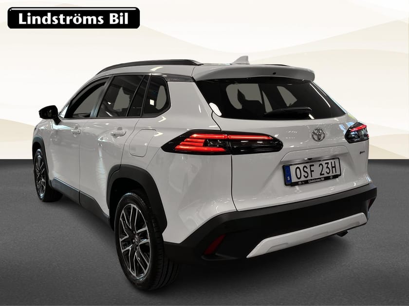 Bild 4 av Toyota Corolla Cross Hybrid AWD-i Style 2.0 197hk S&V-Hjul Moms