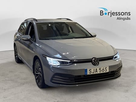 Volkswagen Golf Sportscombi eTSI 131hk Dragkrok & Backkamera