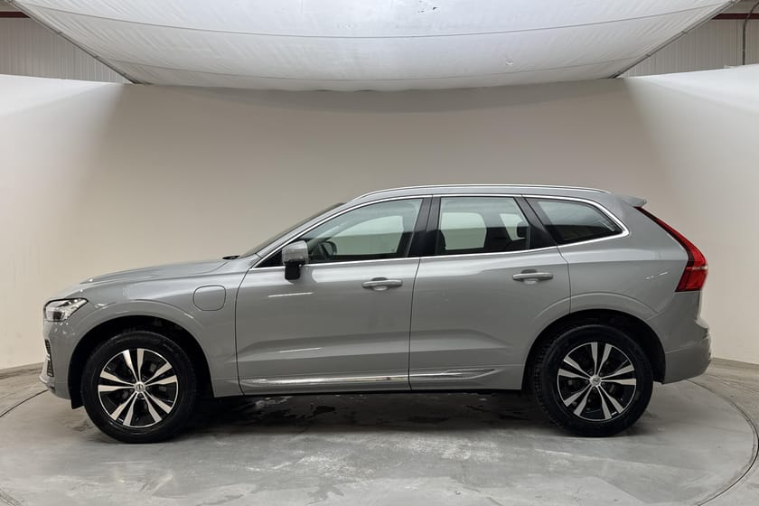 Bild 2 av Volvo XC60 T6 AWD Recharge (350hk) Core Edition