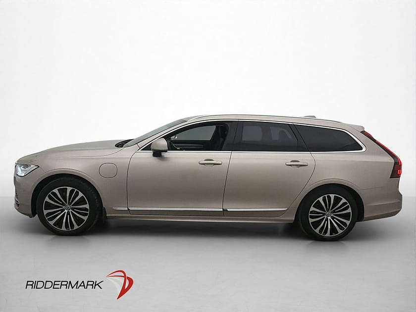 Bild 5 av Volvo V90 Recharge T6 AWD Core Bright 360° CarPlay Värm Drag