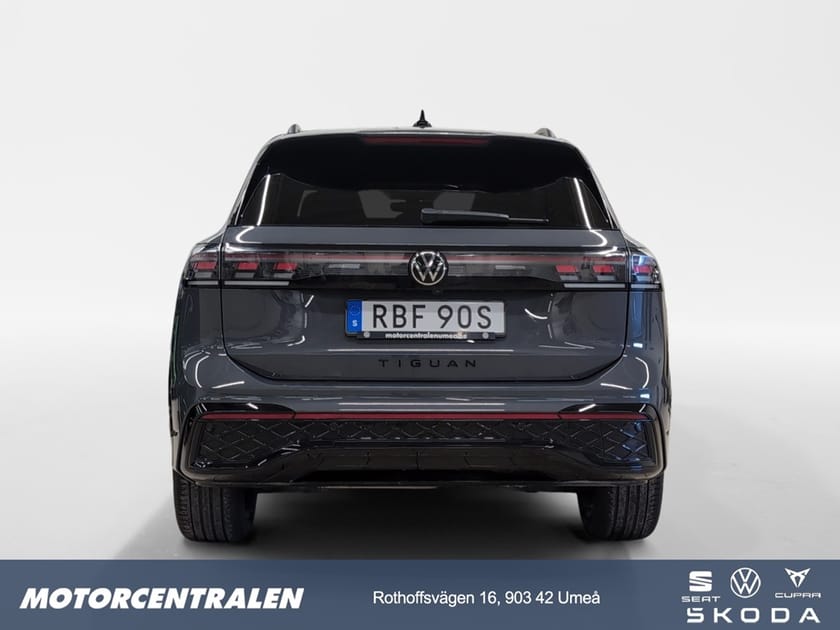 Bild 4 av Volkswagen Tiguan R-LINE 2.0TDI 193HK  4X4/drag/Backkamera/Fjärrvärm