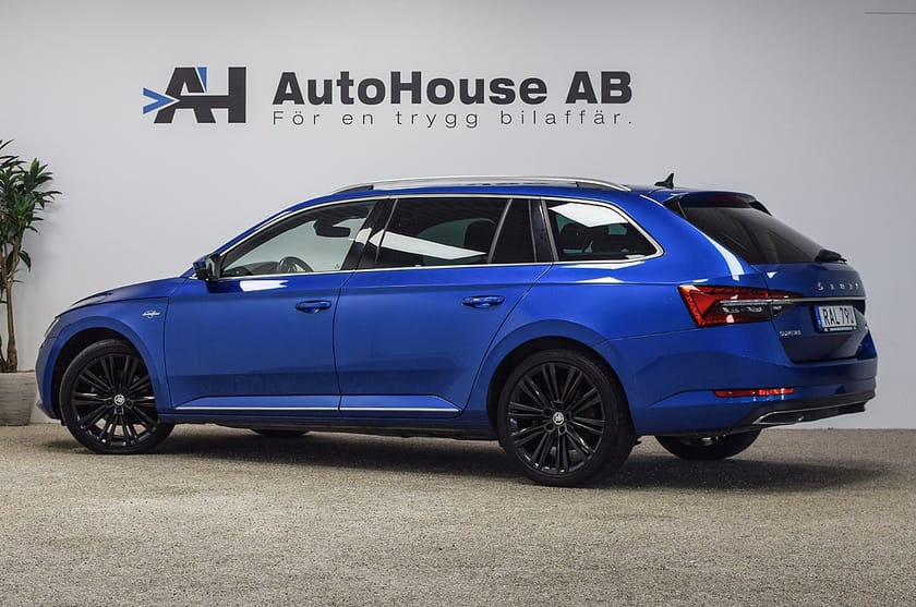 Bild 2 av Škoda Superb iV Kombi Skoda L&K Värmare Matrix Canton 360 Drag Skinn