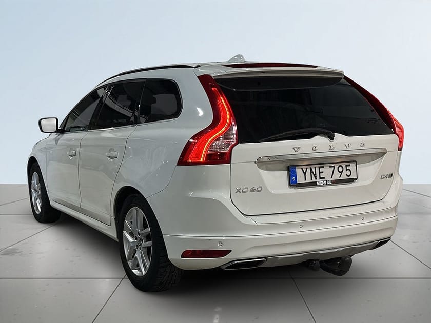 Bild 5 av Volvo XC60 D4 AWD Geartronic Classic Drag Dvärm Rattvärme S/V-hjul