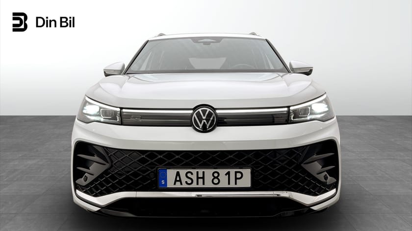 Bild 4 av Volkswagen Tiguan eHybrid DSG R-Line Drag Backkamera Keyless