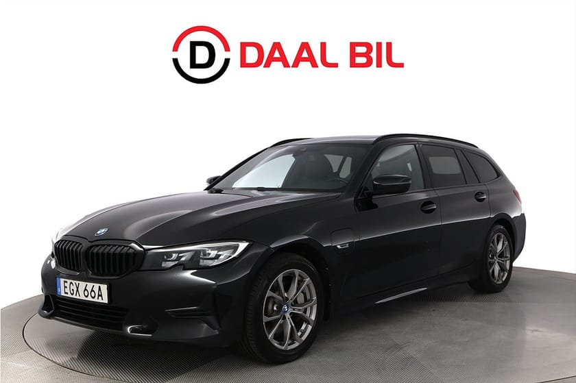 Bild 1 av BMW 330e xDrive Touring 292HK SPORT LINE DRAG B-KAMERA NFC