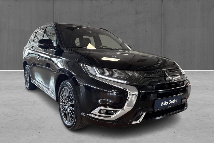 Bilde 2 av Mitsubishi Outlander PHEV 4X4 S-Edition Soltak, Skinn, H.feste