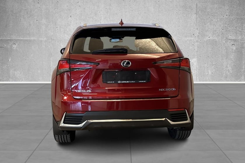 Bilde 4 av Lexus NX 300h AWD Luxury/4x4/alle servicer/lav.km/