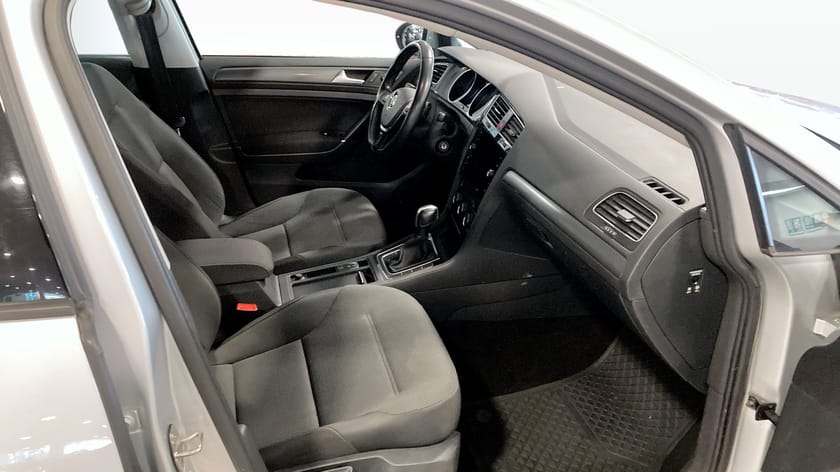 Bild 3 av Volkswagen Golf Sportscombi 1.5 TGI BlueMotion DSG Sekventiell, 130hk,