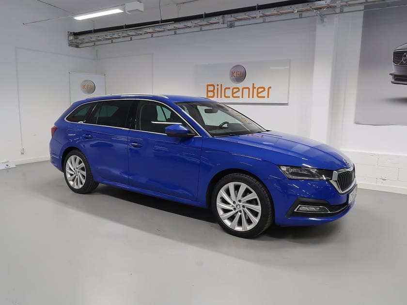 Bild 4 av Škoda Octavia Kombi iV Skoda Style V-Däck ingår Drag-Kamera-Värmare-Elstol-