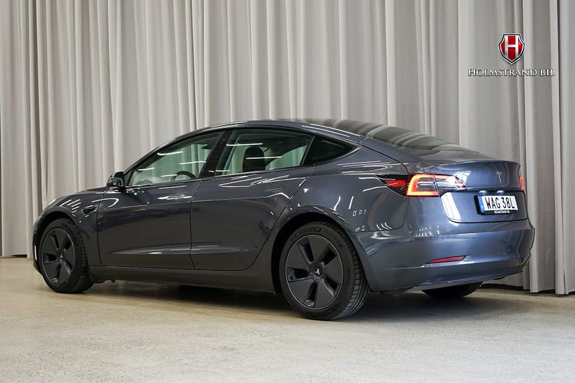 Bild 5 av Tesla Model 3 Standard Range Värmepump Rattvärme Pano Kamera MOMS