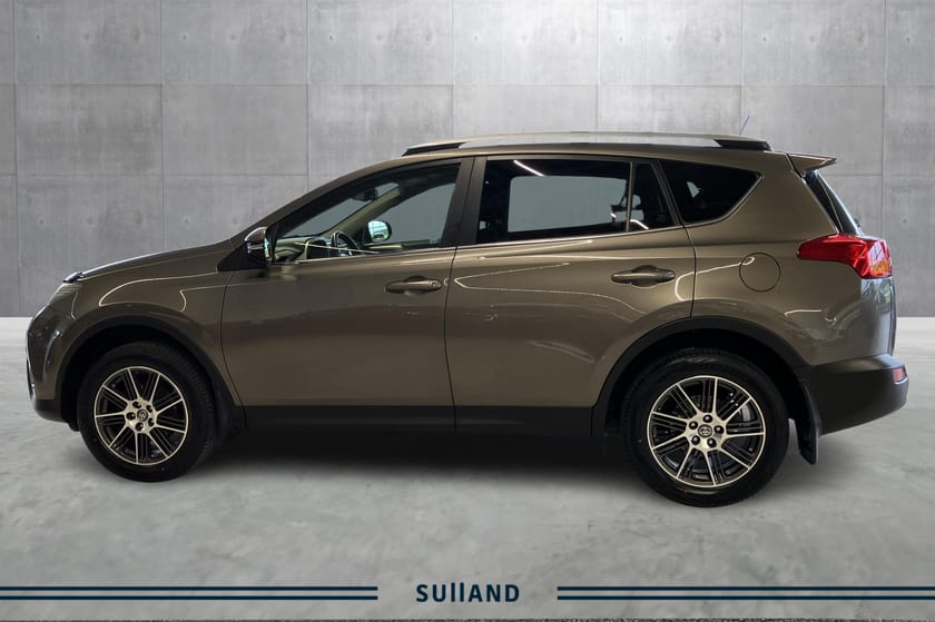 Bilde 2 av Toyota RAV4 2.2l 150hk AWD - Active, Tilhengerfeste, Ledbar