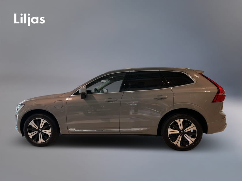 Bild 3 av Volvo XC60 T6 AWD Core Special Edition//Adaptiv Farthållare//