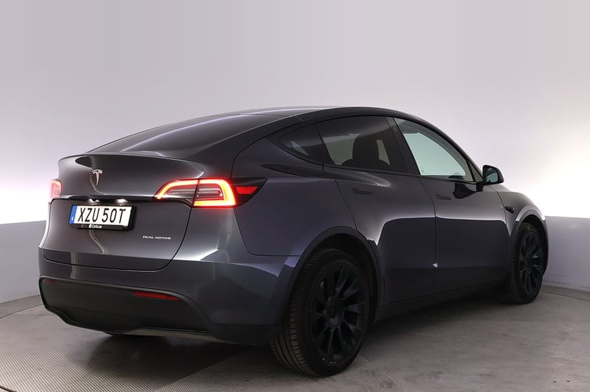 Bild 5 av Tesla Model Y Long Range AWD Uppgraderad Autopilot Pano 20"
