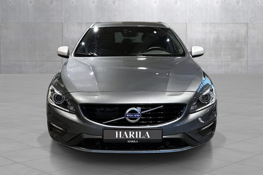 Bilde 2 av Volvo V60 D6 AWD Twin E. S R-Design, Hengerfeste, Plug-in