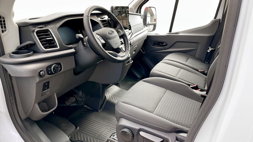 Bild 4 av Ford Transit 350 Chassi Cab Trend 350L4 FWD 2.0L 165hk Automat 4200Flak Fassikran