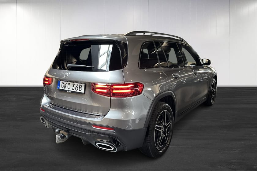 Bild 4 av Mercedes-Benz GLB 200 AMG Panorama Dragkrok 7-sits Värmare Moms