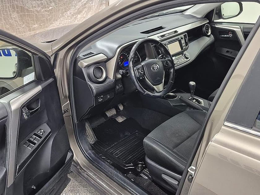 Bild 2 av Toyota RAV4