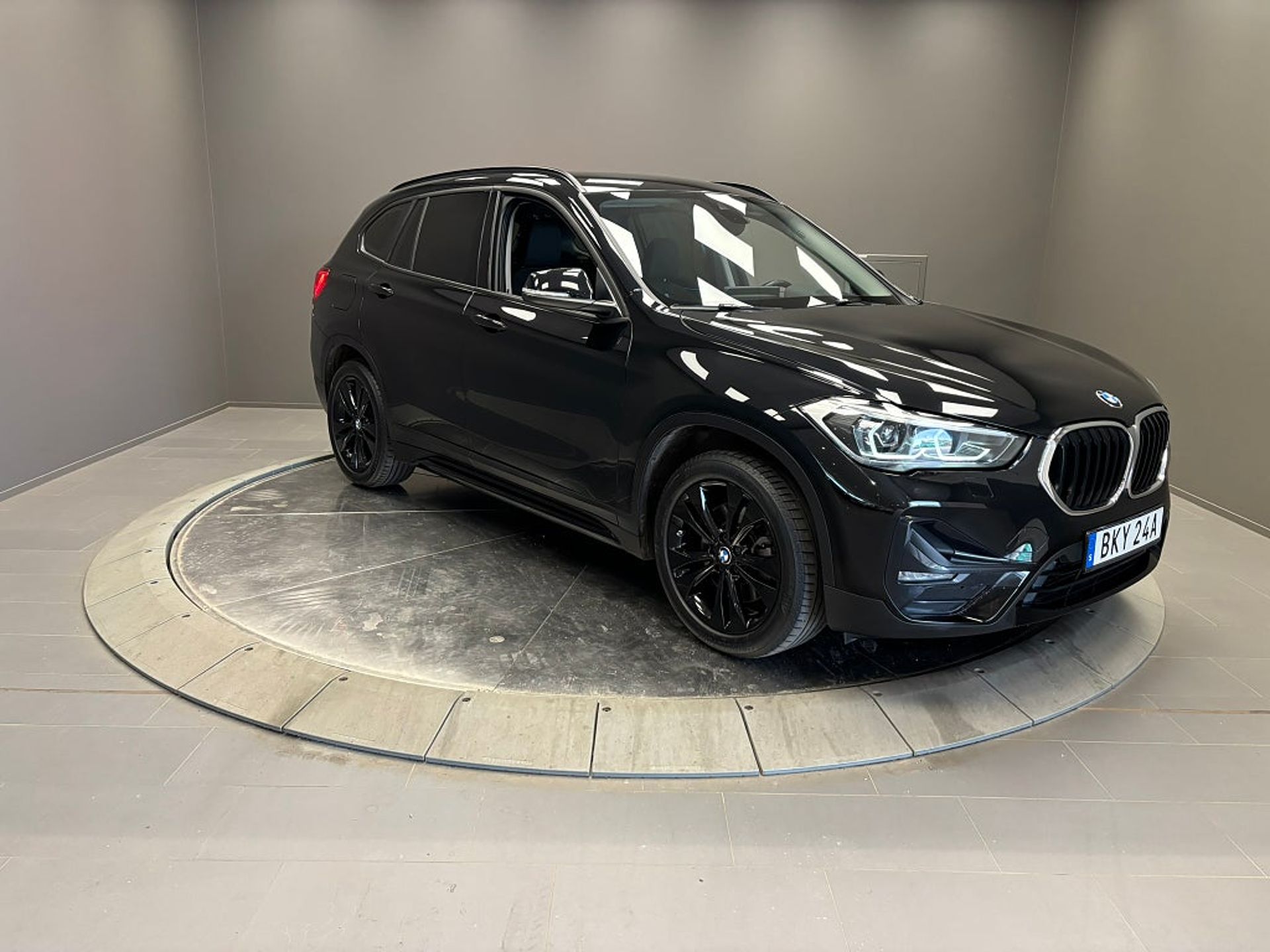 BMW X1 2021, bild 7/10