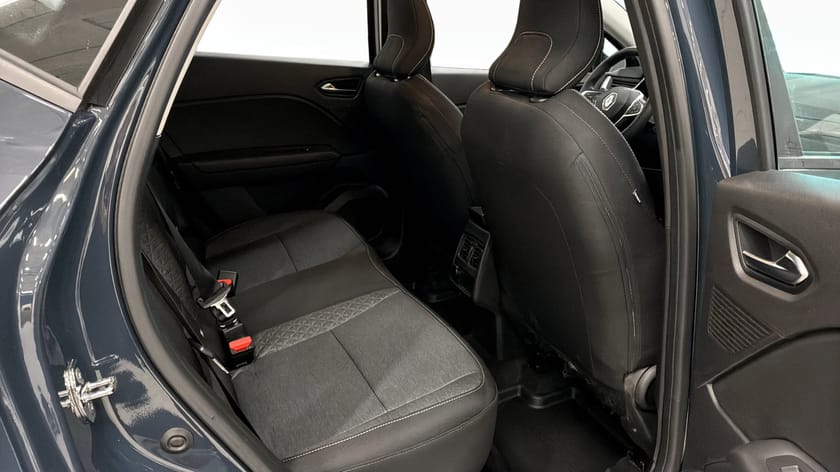 Bild 5 av Renault Captur E-TECH Plugin-Hybrid 160