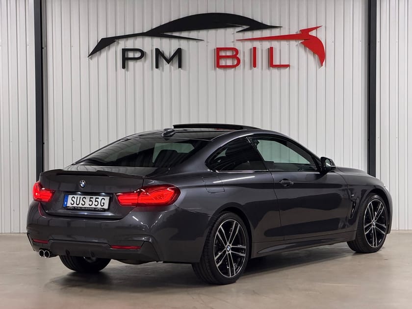 Bild 4 av BMW 420d xDrive Coupé M-Sport Taklucka Cockpit H&K Adaptivfarth.