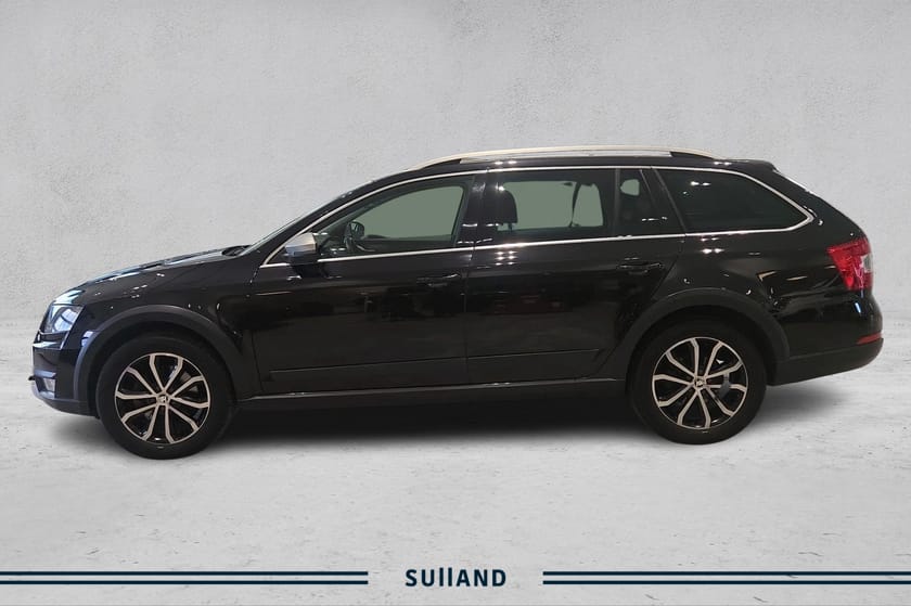 Bilde 2 av Škoda Octavia Scout | krok | Webasto | Ryggekamera