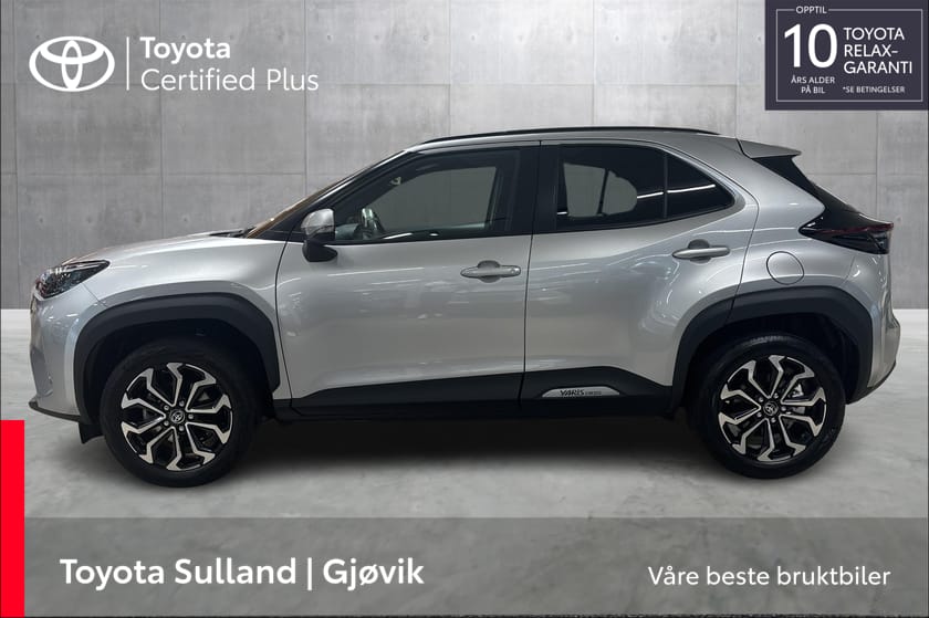 Bilde 2 av Toyota Yaris Cross Hybrid 115 AWD-i Active tech / AWD / Komplett historikk