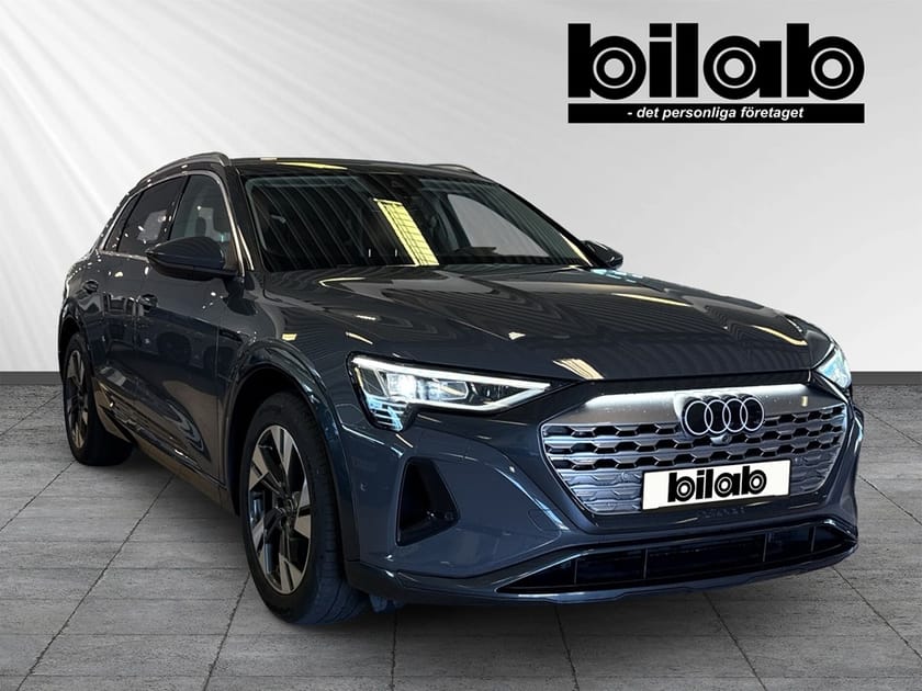 Bild 2 av Audi Q8 55 e-tron quattro Drag, ventilationsstolar, skinn,