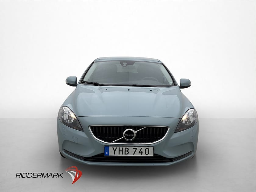 Bild 2 av Volvo V40 T2 122hk VOC P-Värmare Bluetooth Farthållare