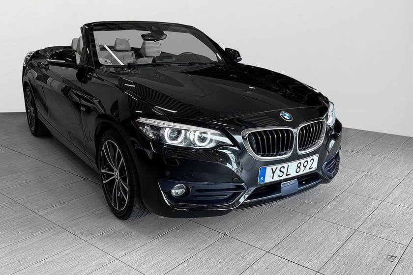 Bild 2 av BMW 220i Cabriolet Convertible Steptronic Sport line