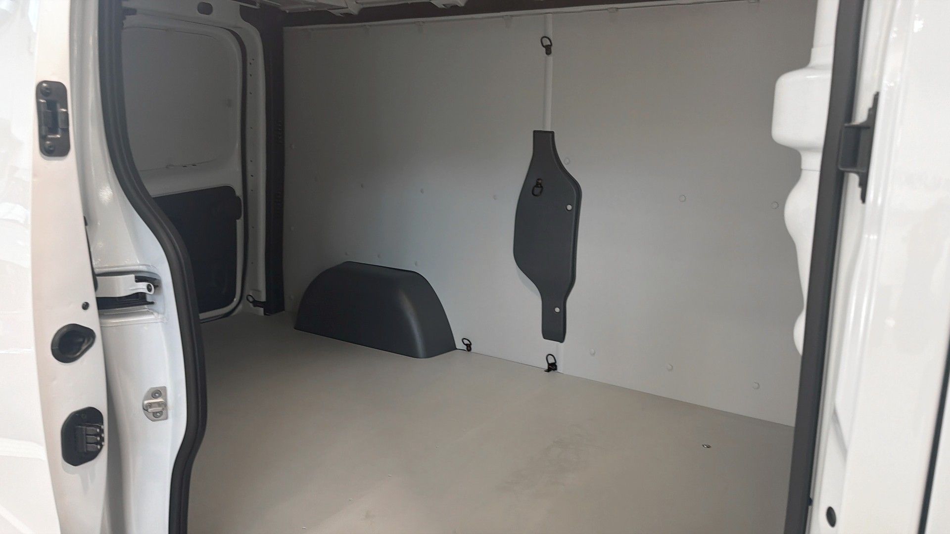 Renault Trafic 2027, bild 5/9