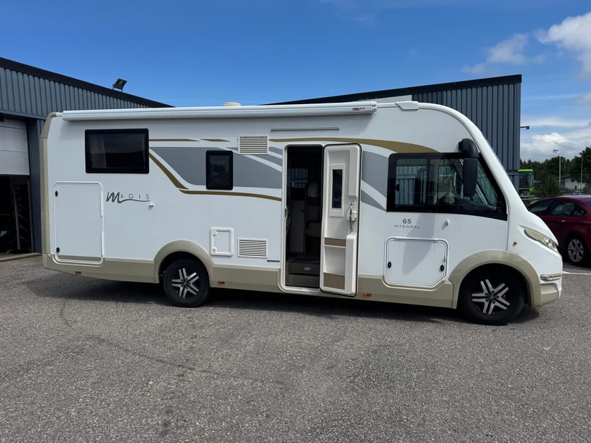 Bild 2 av Caravans International Campervan Fiat Magis 65 Integral