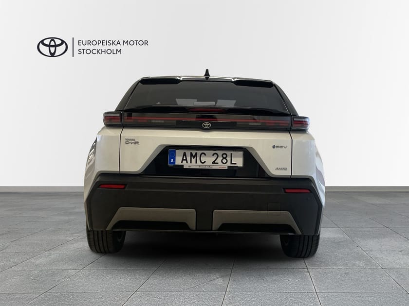 Bild 5 av Toyota C-HR+ EXECUTIVE AWD PANORAMA JBL