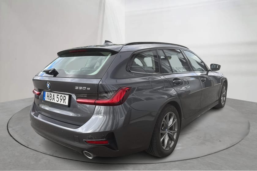Bild 3 av BMW 330e Touring