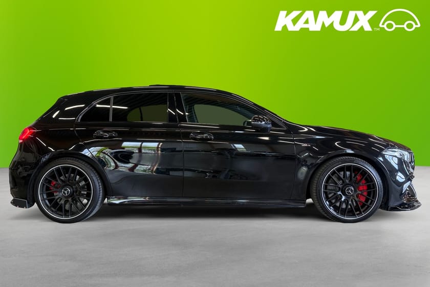 Bild 4 av Mercedes-Benz AMG A 45 S 4MATIC+ 421hk Pano Burmester 360° Maxton styling