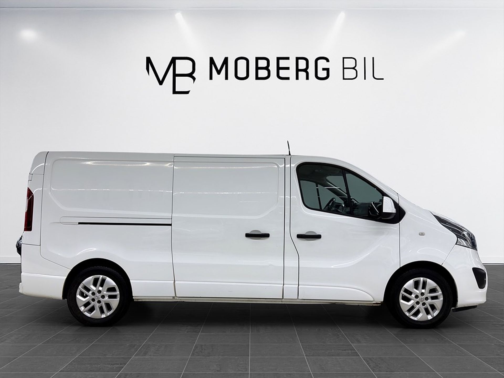Opel Vivaro 2019, photo 3/10